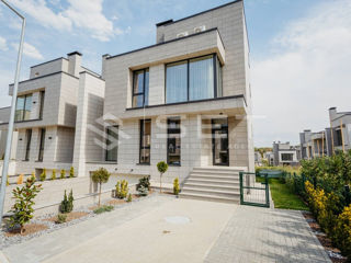 Spre vânzare duplex superb - situat într-o zonă liniștită în sectorul Botanica, Poiana Pinului