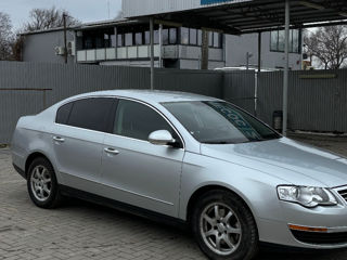 Volkswagen Passat foto 4