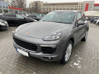 Porsche Cayenne foto 1