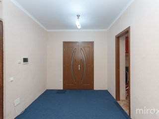 Apartament cu 2 camere, 70 m², Râșcani, Chișinău foto 12