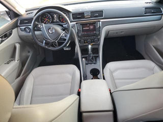 Volkswagen Passat foto 8