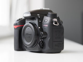 Nikon D7000 + grip Bălți foto 3