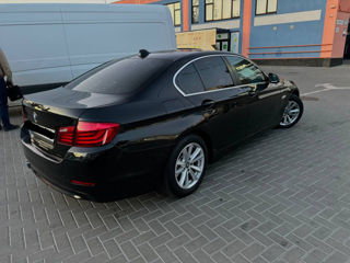 BMW 5 Series foto 6