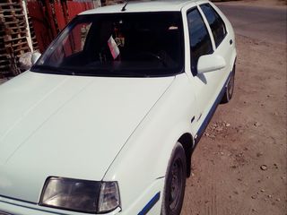 Renault 19 foto 7