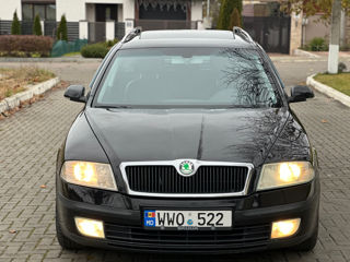 Skoda Octavia foto 2