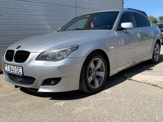 BMW 5 Series foto 3