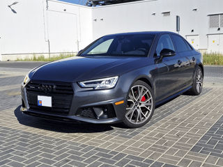 Audi A4 foto 1