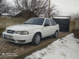 Daewoo Nexia foto 3