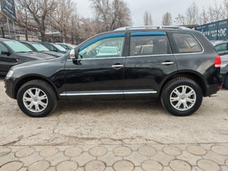 Volkswagen Touareg foto 5