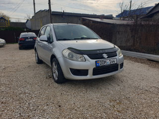 Suzuki SX4 foto 3