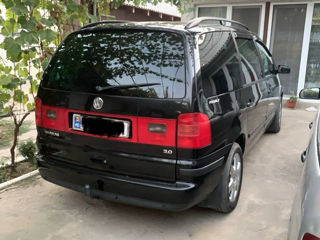 Volkswagen Sharan foto 2