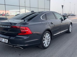 Volvo S90 foto 2