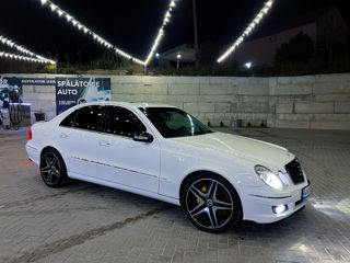 Mercedes E-Class