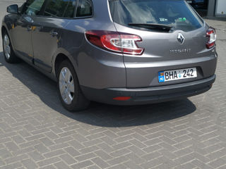 Renault Megane foto 2