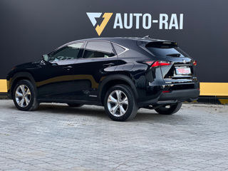 Lexus NX Series foto 6