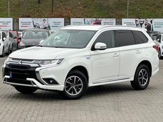 Mitsubishi Outlander foto 3