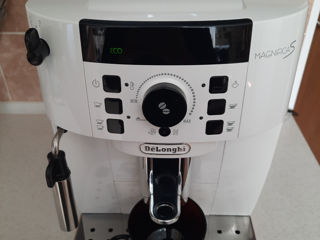 Delonghi Magnifica S foto 2