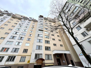 Apartament cu 2 camere, 73 m², Buiucani, Chișinău foto 1