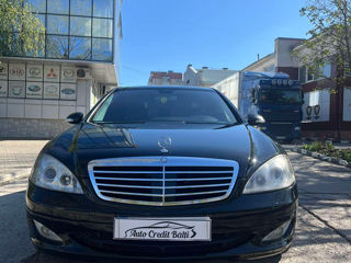 Mercedes S-Class foto 2