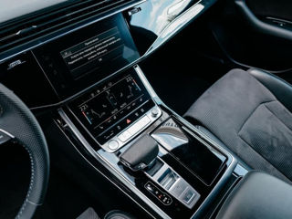Audi Q8 foto 19