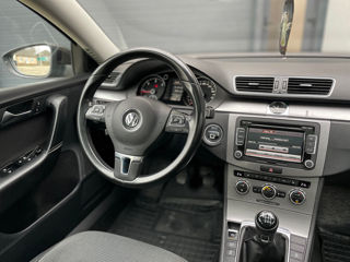 Volkswagen Passat foto 13