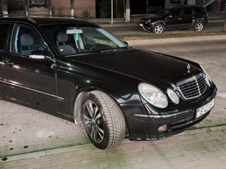 Mercedes E-Class фото 2