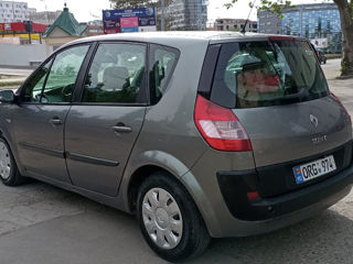 Renault Scenic foto 1