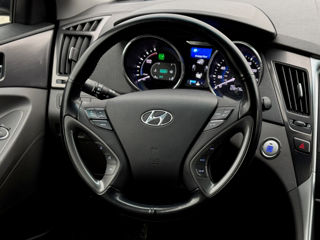 Hyundai Sonata foto 13