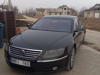 Volkswagen Phaeton foto 2