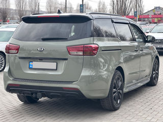 KIA Carnival фото 2
