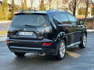 Mitsubishi Outlander foto 4