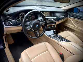 BMW 5 Series foto 10