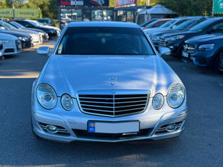 Mercedes E-Class foto 2