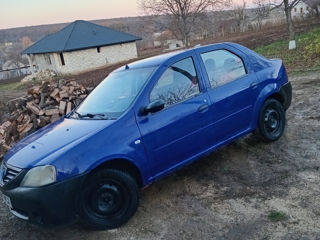 Dacia Logan foto 2