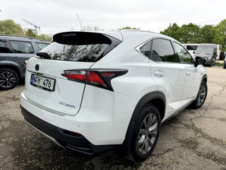 Lexus NX Series foto 3