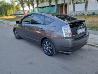 Toyota Prius foto 8