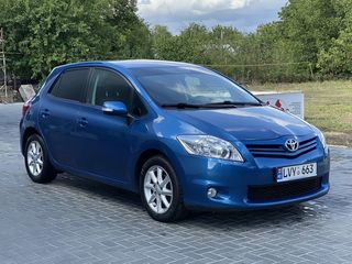 Chirie auto. Auto chirie Chisinau! Yaris Prius Auris foto 3