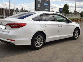 Hyundai Sonata foto 5