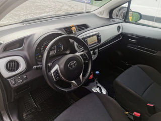 Toyota Yaris foto 6