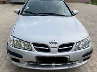 Nissan Almera foto 8