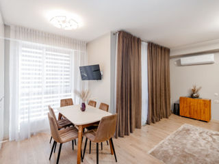 Apartament cu 2 camere, 71 m², Botanica, Chișinău foto 2