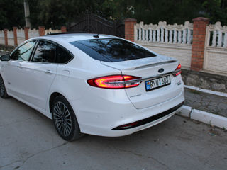 Ford Fusion foto 7