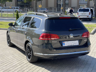 Volkswagen Passat foto 4