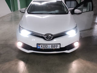 Toyota Auris foto 3