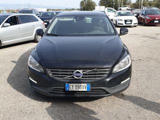 Volvo V60 foto 1