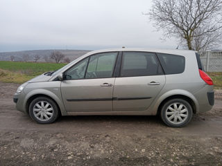 Renault Grand Scenic foto 4