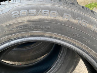 Anvelope 205/60 R16 2Uniroyal/2Semperit foto 5