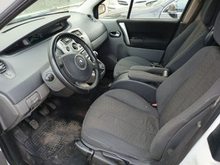 Renault Grand Scenic foto 6