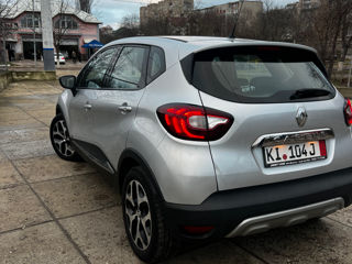 Renault Captur foto 2