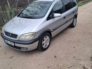 Opel Zafira foto 6